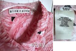 Alice + Olivia Willa Nathan Flamingo Print Pink Blouse Top Shirt Bird Feather M